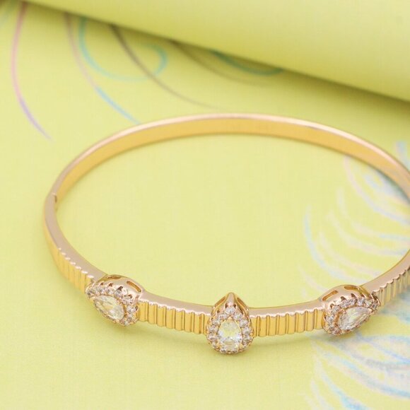 Rose Gold Bangle with Teardrop and Oval Stones, XPBL0537 - Picture 4 of 12